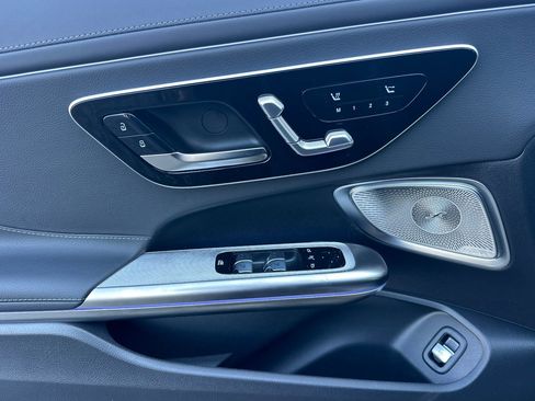 New 2026 Mercedes-Benz CLE 300 4MATIC Cabriolet image 13