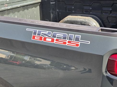 Used 2025 Chevrolet Silverado 1500 Custom Trail Boss AWD/4WD image 31