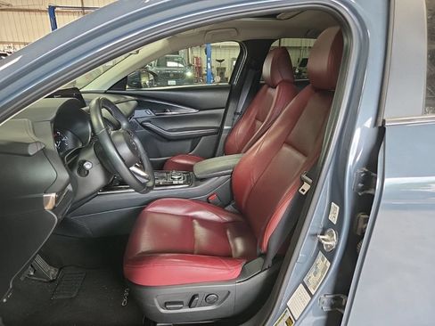 Used 2025 MAZDA CX-30 AWD 2.5 S w/ Preferred Package image 3