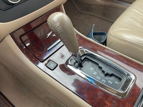 Used 2006 Buick Lucerne CXL w/ Luxury Package image 17