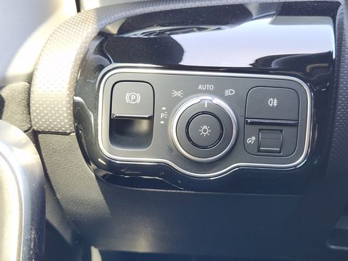 Certified 2025 Mercedes-Benz CLA 250 4MATIC image 23