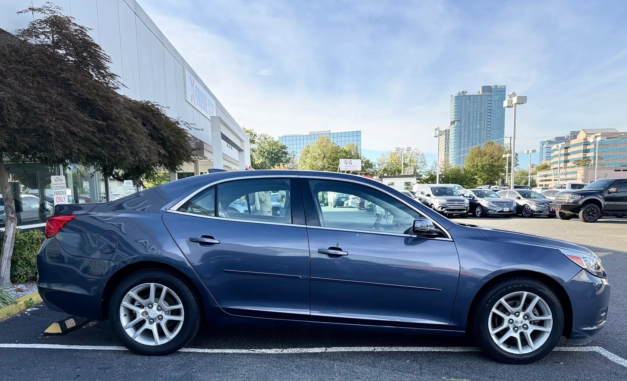 Used 2015 Chevrolet Malibu LT w/ Power Convenience Package FWD image 7