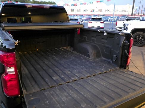 Used 2024 Chevrolet Silverado 1500 Custom Trail Boss w/ Midnight Edition AWD/4WD image 17
