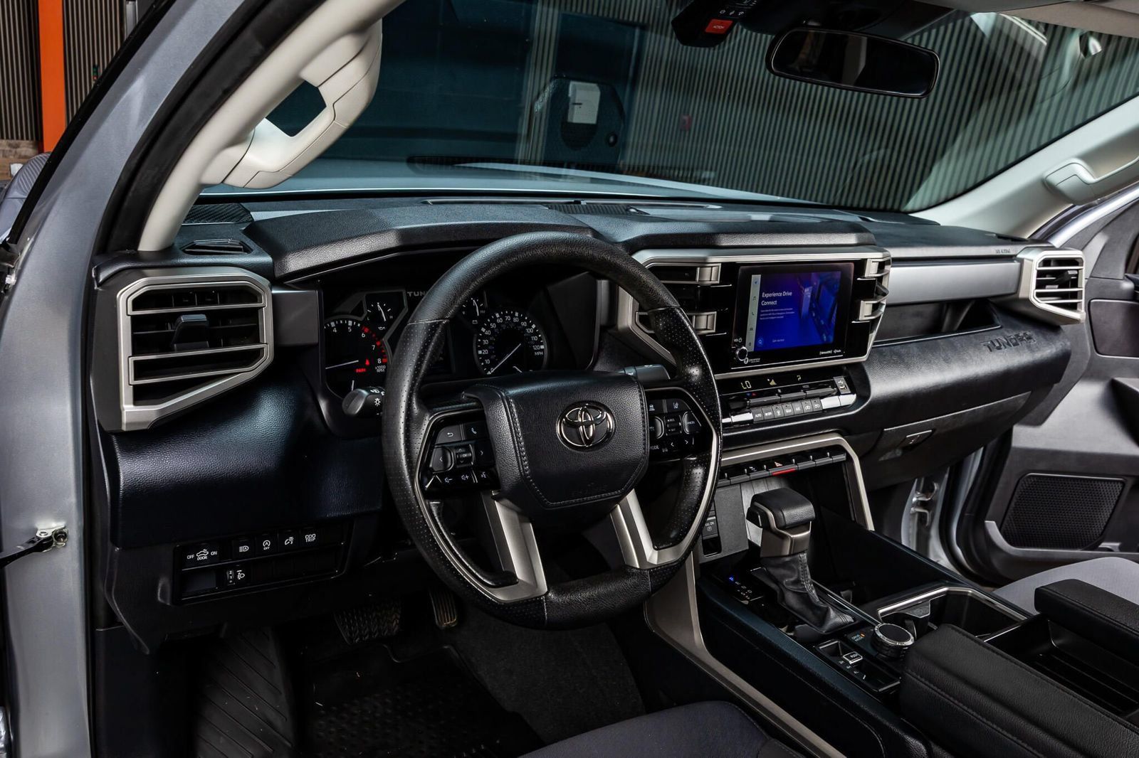 Used 2024 Toyota Tundra SR5 AWD/4WD image 16