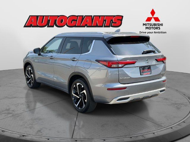 Used 2024 Mitsubishi Outlander SEL Black Edition AWD/4WD image 6