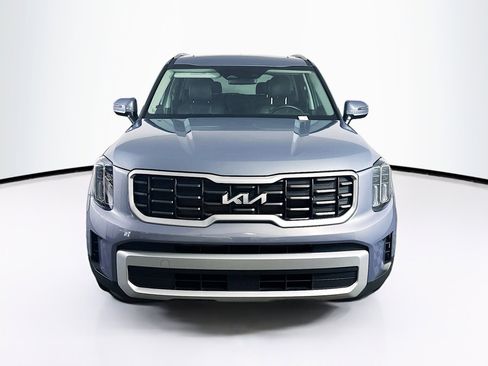 Used 2025 Kia Telluride S image 2