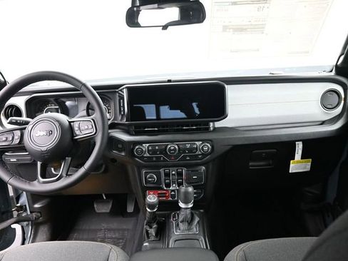 New 2026 Jeep Gladiator Sport AWD/4WD image 22
