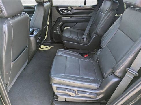 Used 2021 Chevrolet Tahoe LT AWD/4WD image 17