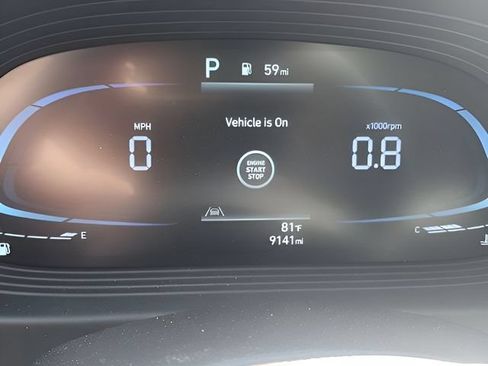Used 2024 Hyundai Venue Limited FWD image 20