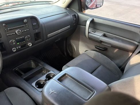 Used 2008 Chevrolet Silverado 1500 LT w/ Towing Package image 56