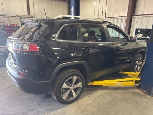 Used 2021 Jeep Cherokee Limited w/ Elite Package image 6