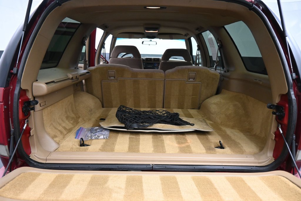 Used 1996 Chevrolet Blazer 2WD 4-Door image 9