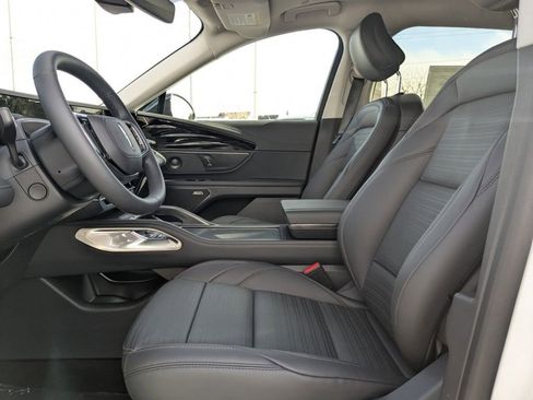 New 2026 Lincoln Nautilus Reserve AWD/4WD image 21