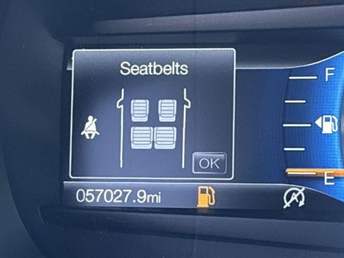 Used 2022 Ford Edge SEL image 17