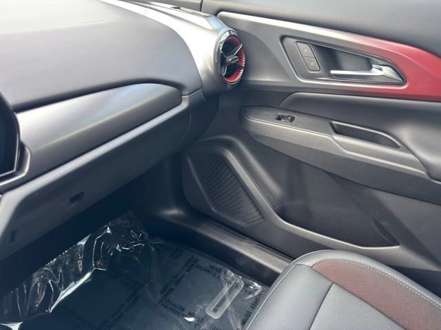 Used 2026 Chevrolet Equinox EV RS AWD/4WD image 24