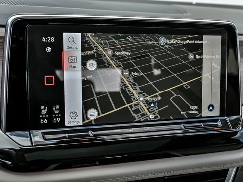 Used 2025 Volkswagen Atlas SEL Premium R-Line image 41