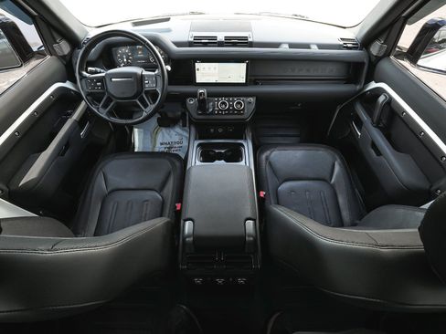 Used 2021 Land Rover Defender 90 X-Dynamic S AWD/4WD image 47