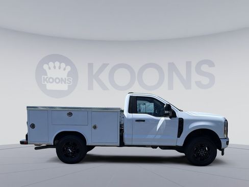Used 2023 Ford F250 XL w/ STX Appearance Package AWD/4WD image 8