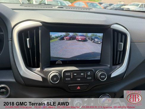 Used 2018 GMC Terrain SLE w/ Driver Convenience Package AWD/4WD image 17