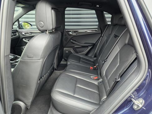 Used 2022 Porsche Macan S w/ Premium Package Plus AWD/4WD image 11