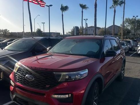 Used 2020 Ford Explorer ST w/ Premium Technology Package AWD/4WD image 8
