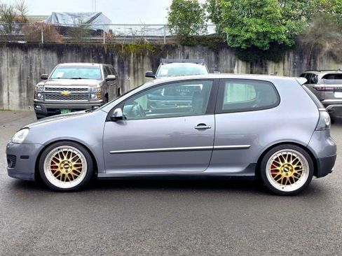 Used 2008 Volkswagen GTI 2-Door image 4