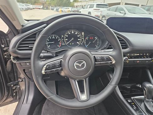 Used 2025 MAZDA MAZDA3 s image 17