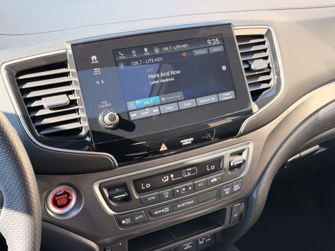 Used 2023 Honda Passport EX-L image 19
