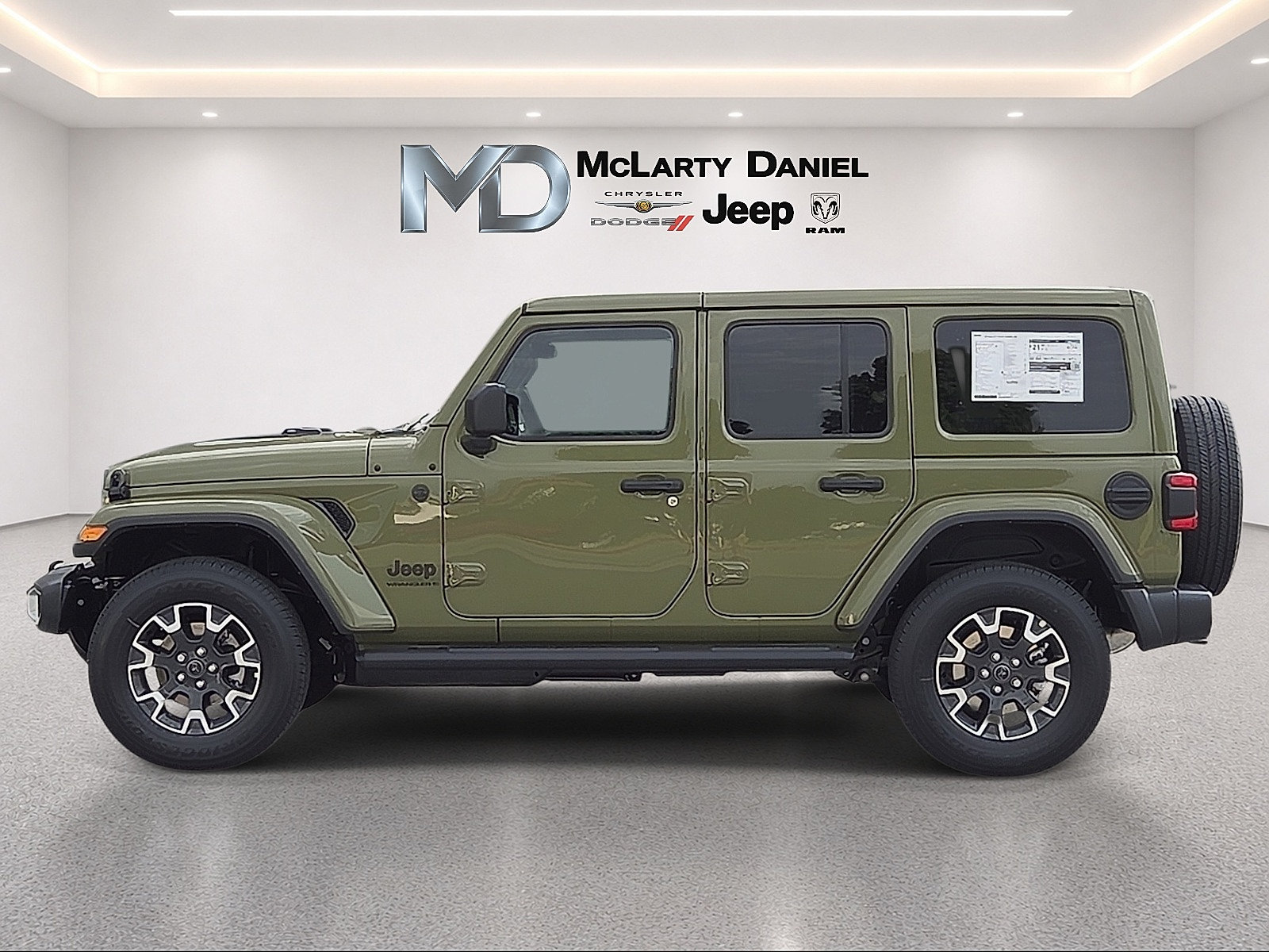 New 2026 Jeep Wrangler Unlimited Sahara w/ Safety Group AWD/4WD image 3