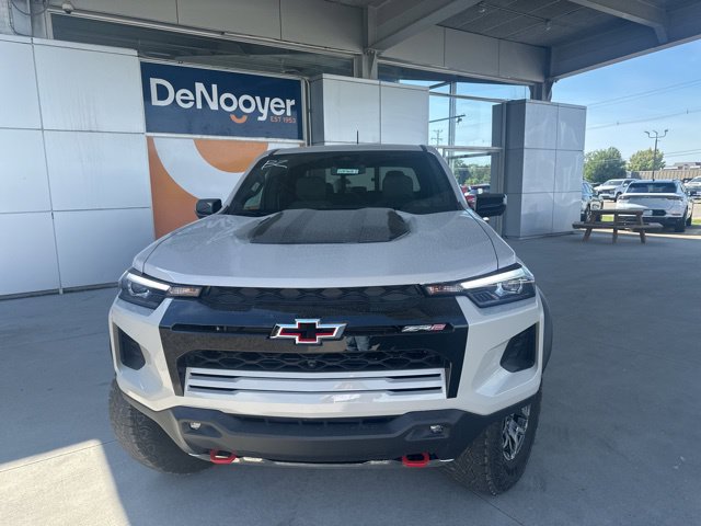 New 2026 Chevrolet Colorado ZR2 w/ Technology Package AWD/4WD image 2