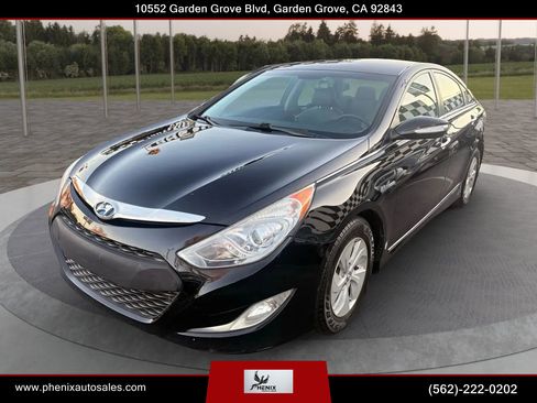 Used 2013 Hyundai Sonata Hybrid image 4