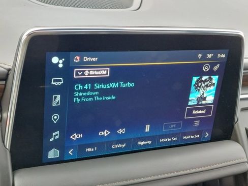 Used 2024 Chevrolet Suburban High Country image 48