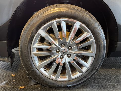 Used 2011 Lincoln MKX Sport Utility 4D w/ 102A Rapid Spec Order Code image 9