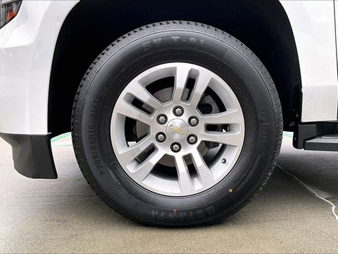 Used 2018 Chevrolet Tahoe LS image 8