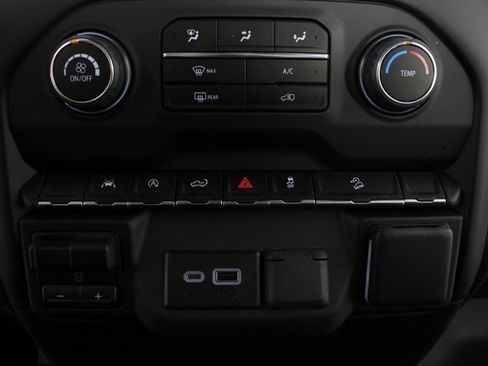 Used 2024 Chevrolet Silverado 1500 Custom Trail Boss image 6