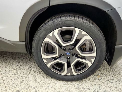 Used 2023 Subaru Ascent Limited AWD/4WD image 9