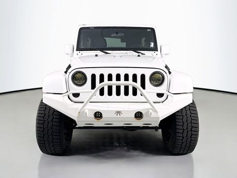 Used 2012 Jeep Wrangler Unlimited Sahara w/ Connectivity Group AWD/4WD image 2