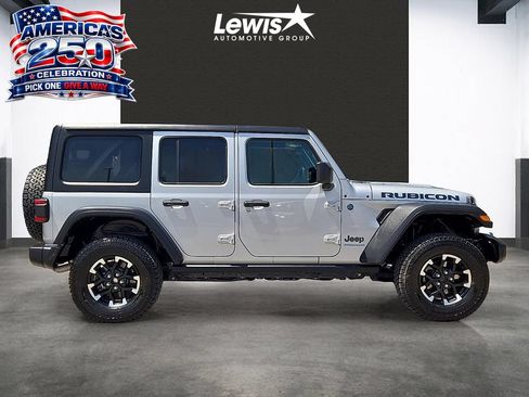 Used 2024 Jeep Wrangler Unlimited Rubicon 4xe AWD/4WD image 5