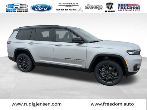 New 2025 Jeep Grand Cherokee L Limited w/ Trailer Tow Package image 4