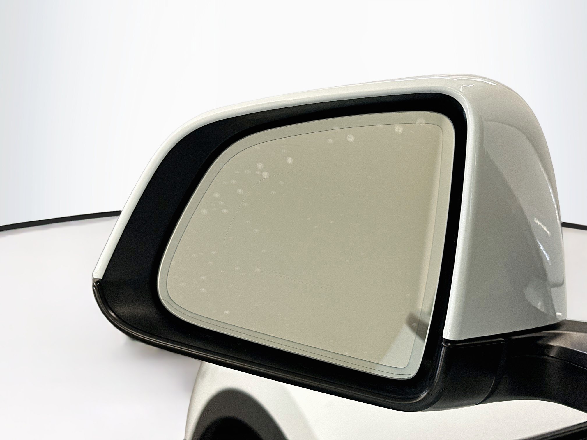 Used 2022 Tesla Model Y Long Range AWD/4WD image 16