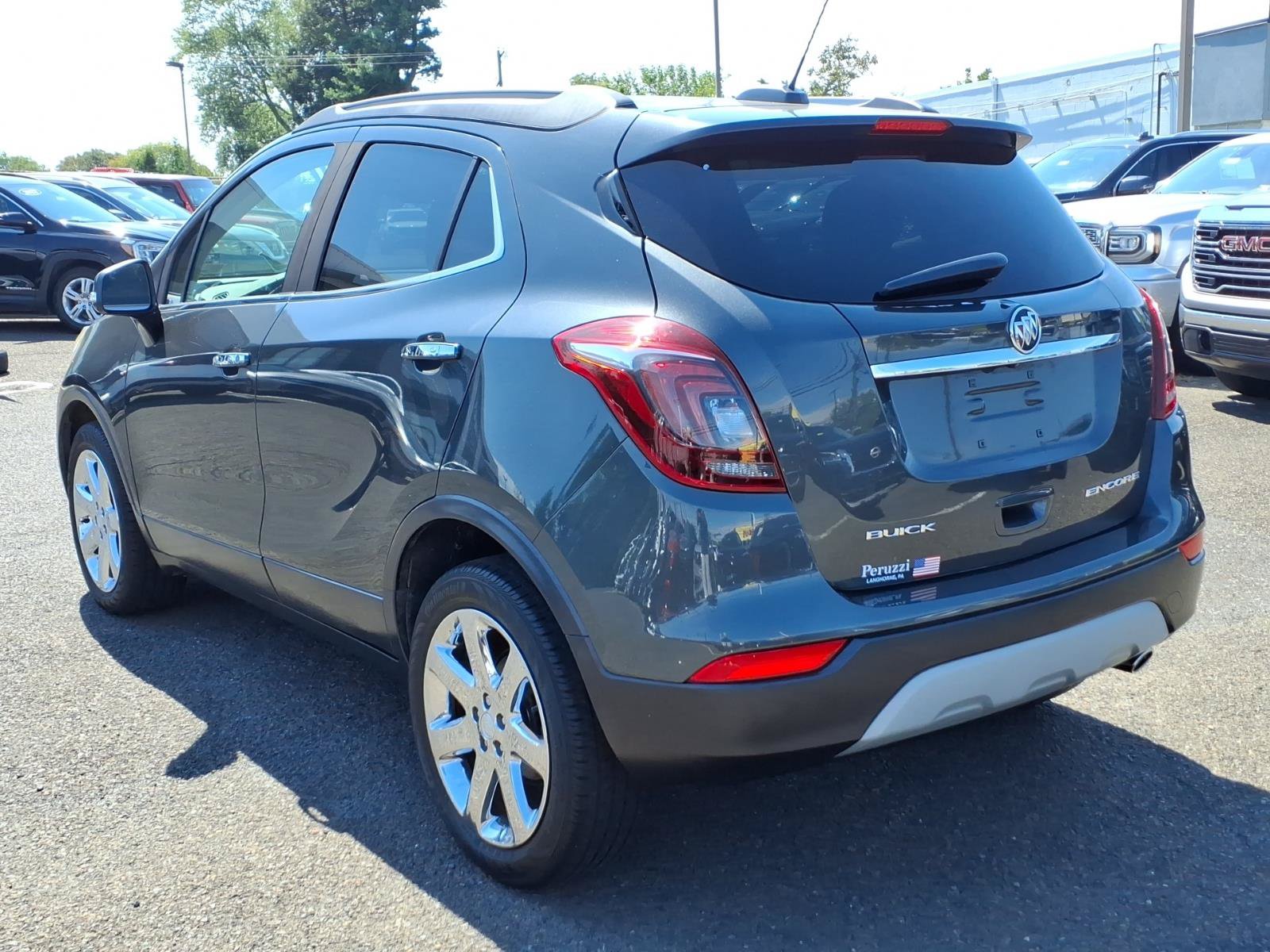 Used 2017 Buick Encore Essence w/ Experience Buick Package FWD image 6