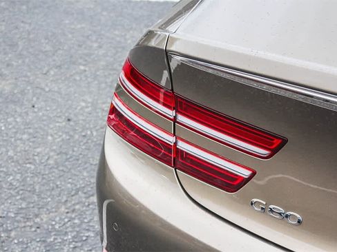 Used 2023 Genesis G80 2.5T image 8