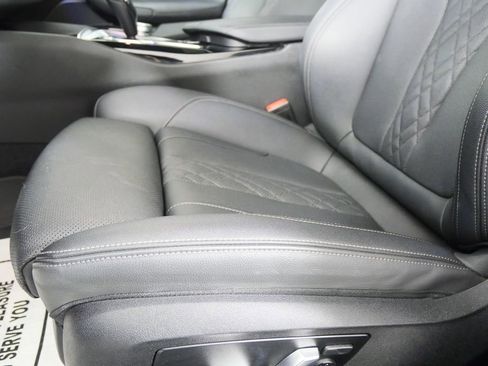 Certified 2023 BMW 540i w/ Premium Package image 10