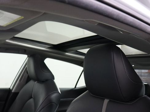 Used 2019 Toyota Camry XSE image 23