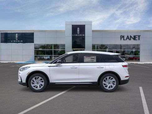 New 2025 Lincoln Corsair FWD image 3