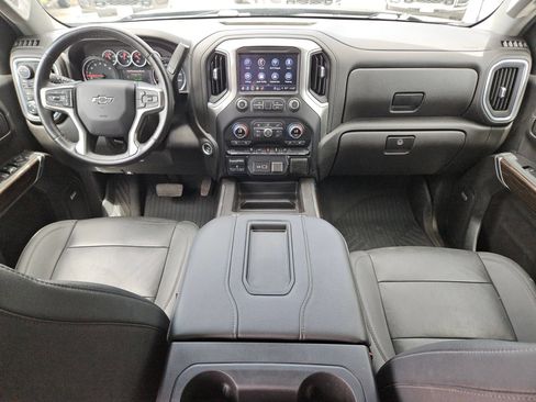 Used 2021 Chevrolet Silverado 1500 LT Trail Boss w/ Convenience Package II AWD/4WD image 16