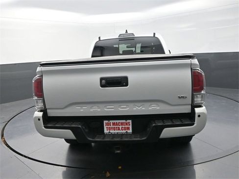 Used 2023 Toyota Tacoma TRD Sport image 6