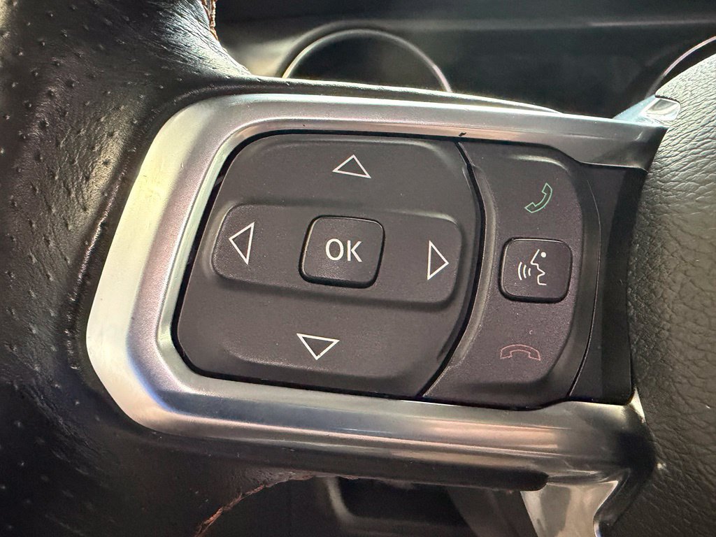 Used 2020 Jeep Gladiator Mojave AWD/4WD image 25