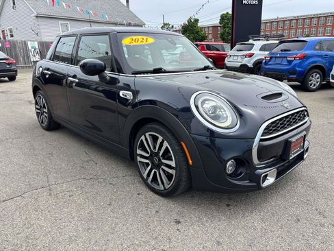 Used 2021 MINI Cooper S FWD image 6