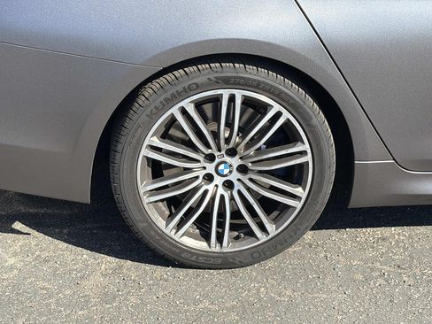 Used 2020 BMW M550i xDrive w/ Executive Package AWD/4WD image 5